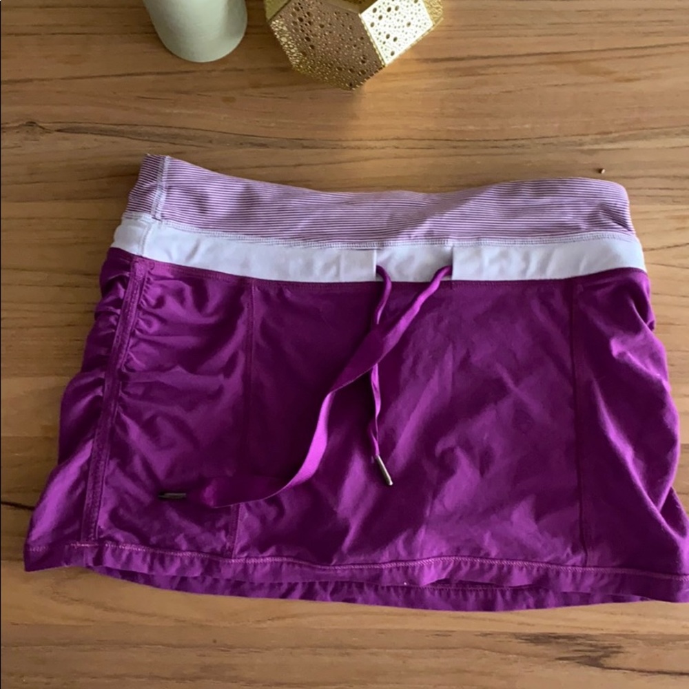 Lululemon tennis skirt skirt short sz 4